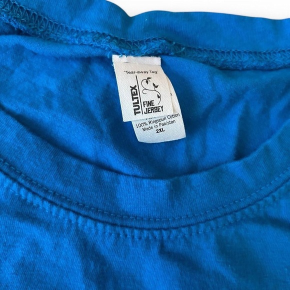 Taylor Swift Speak Now
World Tour 2011 Authentic Concert Tee - Picture 3 of 7